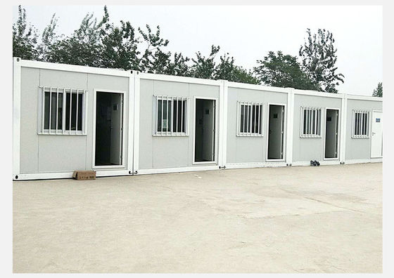 Nowoczesne prefabrykowane modularne 20 40 Ft kontener domy z płaskim opakowaniem prefabrykowane trzęsienie ziemi mini kontener magazyny kempingowe