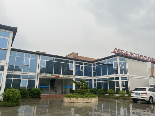 BOX SPACE Odłączalny pojemnik Niestandardowe przenośne mieszkanie Modularny dom kontenerowy z lekką stalową ramą Dom dupleks
